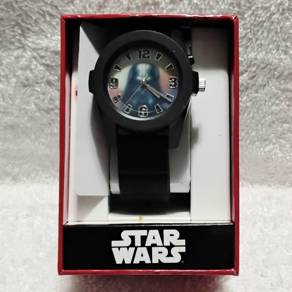 BNIB Disney's Star Wars Darth Vader Watch!!